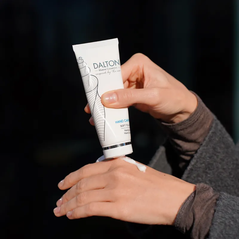 hand-cream-800x800c